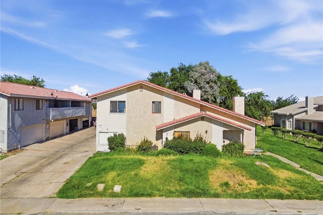 43731 8th Street E, Lancaster, CA 93535 — photo 17 of 24
