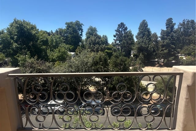 12067 Guerin Street 305, Studio City, CA 91604 — photo 9 of 25