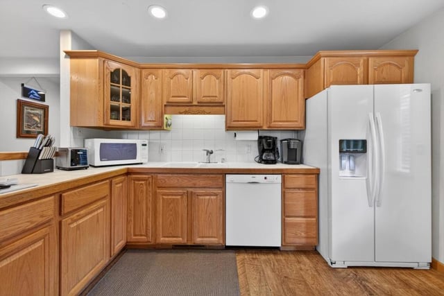 458 Peninsula Drive, Westwood, CA 96137 — photo 15 of 60