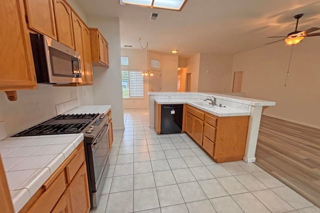 1574 Spigold Way, Brentwood, CA 94513 — photo 5 of 19