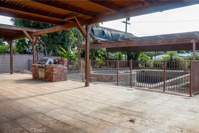 9136 Balcom Avenue, Northridge, CA 91325 — photo 6 of 47