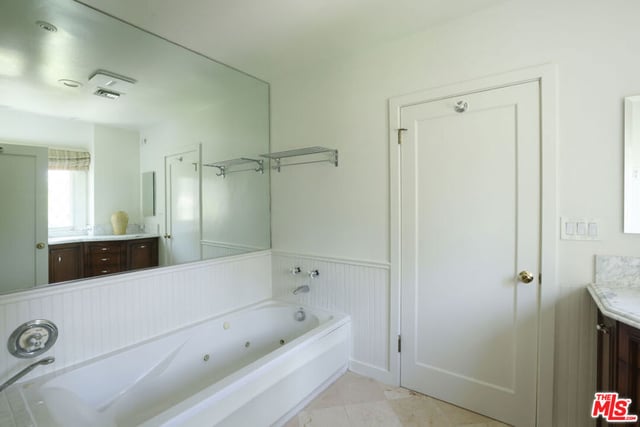218 Lorraine, Los Angeles, CA 90004 — photo 33 of 52