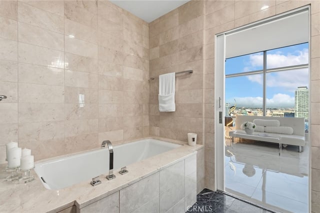 900 W Olympic Boulevard 30A, Los Angeles, CA 90015 — photo 32 of 52