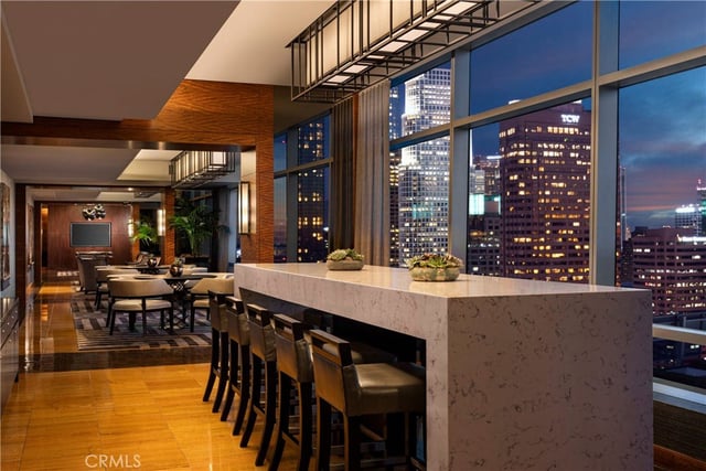 900 W Olympic Boulevard 30A, Los Angeles, CA 90015 — photo 43 of 52