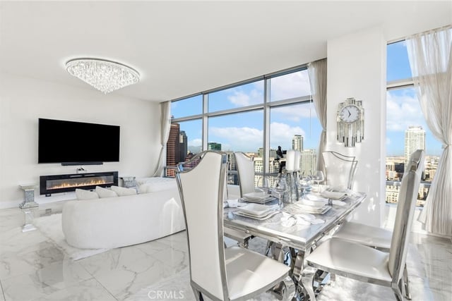 900 W Olympic Boulevard 30A, Los Angeles, CA 90015 — photo 8 of 52