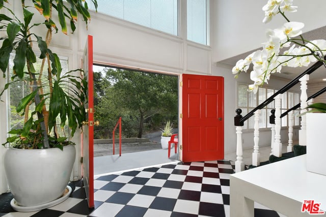 11944 Briarvale Lane, Studio City, CA 91604 — photo 9 of 56