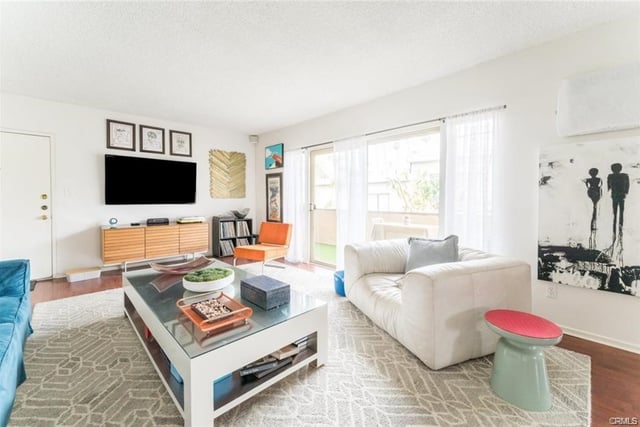 943 19th, Santa Monica, CA 90403 — photo 11 of 47