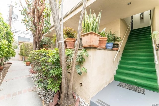 943 19th, Santa Monica, CA 90403 — photo 31 of 47