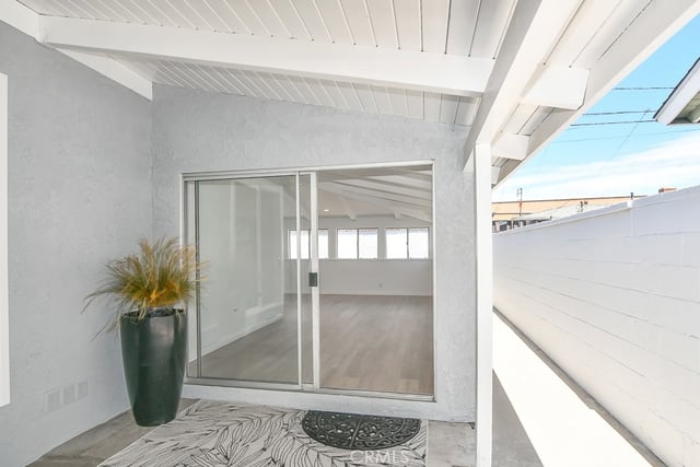 1876 Petaluma Avenue, Long Beach, CA 90815 — photo 25 of 34