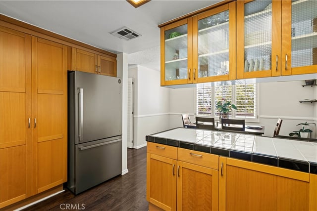 15614 Crestview Lane 63, Granada Hills, CA 91344 — photo 5 of 33