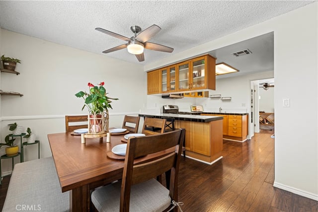 15614 Crestview Lane 63, Granada Hills, CA 91344 — photo 7 of 33