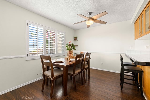 15614 Crestview Lane 63, Granada Hills, CA 91344 — photo 8 of 33