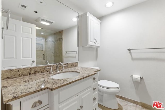 11838 Kiowa Avenue 203, Los Angeles, CA 90049 — photo 19 of 25