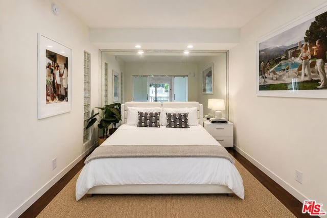999 N Doheny Drive 211, West Hollywood, CA 90069 — photo 11 of 20