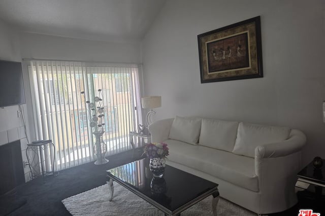 438 E Spruce Avenue 133, Inglewood, CA 90301 — photo 2 of 5