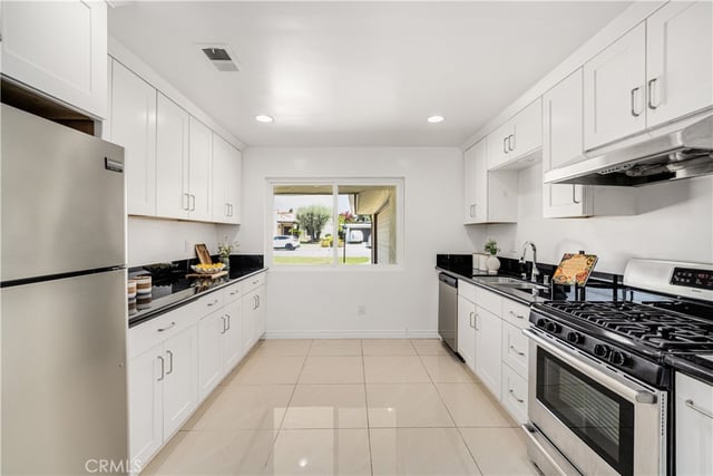 458 W Winnie Way, Arcadia, CA 91007 — photo 9 of 33