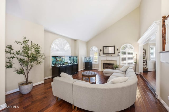 453 Highland Road, Simi Valley, CA 93065 — photo 11 of 100