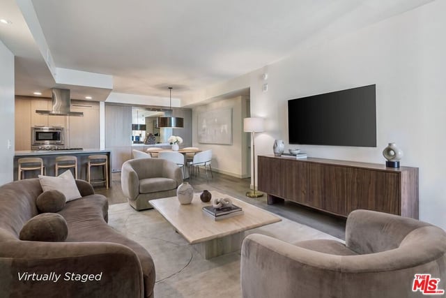 1755 Ocean Avenue Apt 707, Santa Monica, CA 90401 — photo 3 of 19