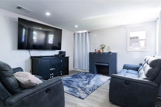 1455 W 60th Street, Los Angeles, CA 90047 — photo 10 of 25