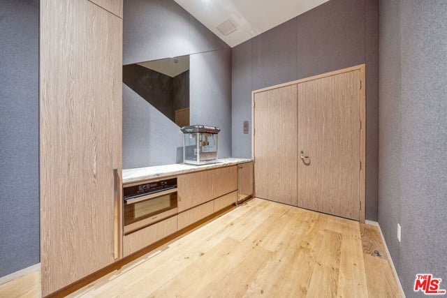 877 Francisco Street 1128, Los Angeles, CA 90017 — photo 44 of 51