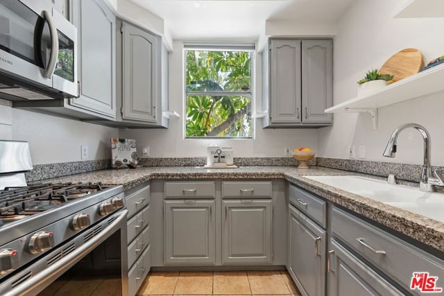 1436 20th Street 8, Santa Monica, CA 90404 — photo 14 of 43