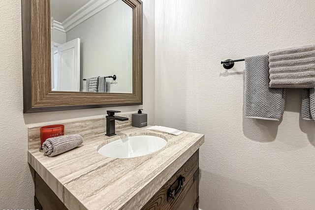 1795 Red Robin Place, Newbury Park, CA 91320 — photo 30 of 74