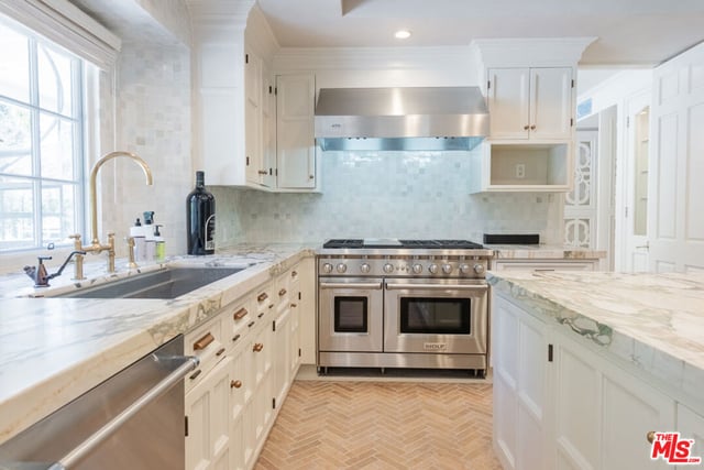 17636 Camino De Yatasto, Los Angeles, CA 90272 — photo 14 of 51