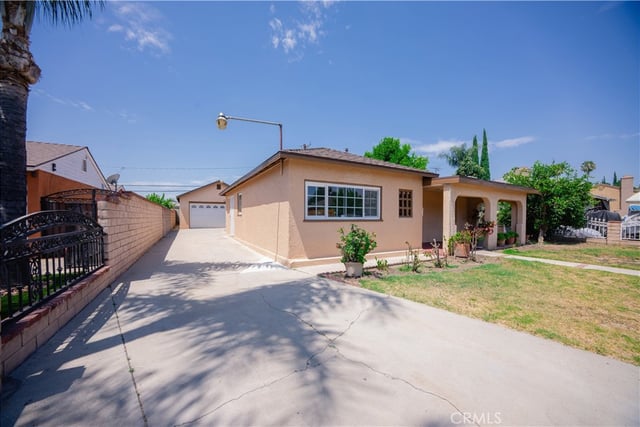 1082 Fremont, Pomona, CA 91766 — photo 24 of 43