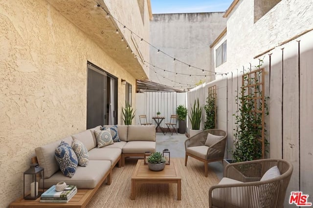 14937 Sherman Way 2, Van Nuys, CA 91405 — photo 25 of 63