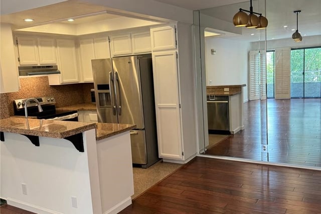 17800 Burbank 204, Encino, CA 91316 — photo 16 of 20