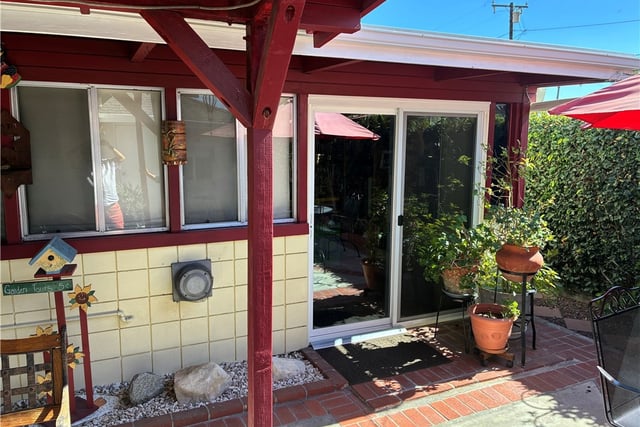 11658 Mitla Avenue, Downey, CA 90241 — photo 5 of 9