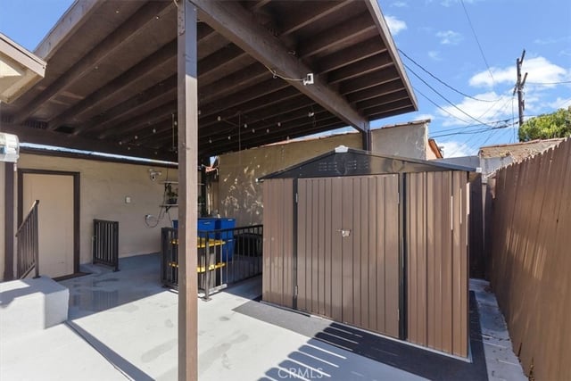 1600 W 80th Street, Los Angeles, CA 90047 — photo 22 of 25