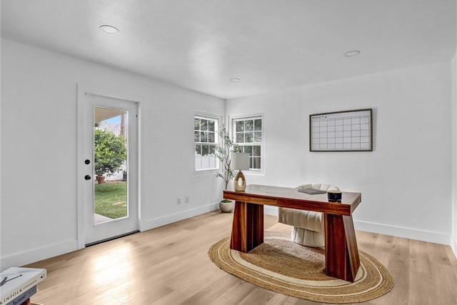 8831 Glider Avenue, Los Angeles, CA 90045 — photo 7 of 18