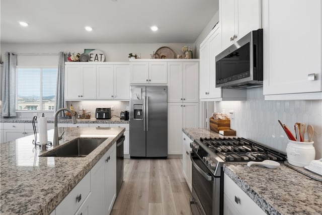 27013 Hummingbird Lane, Valencia, CA 91381 — photo 11 of 54