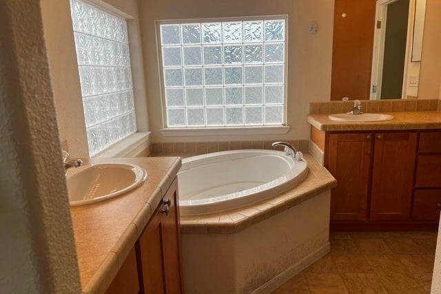 8811 Canoga Avenue 303, Canoga Park, CA 91304 — photo 16 of 19