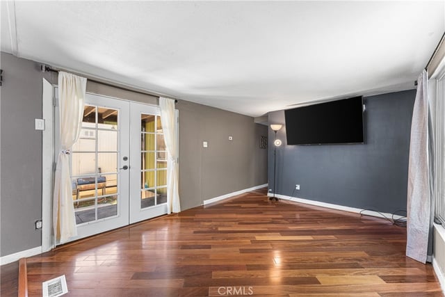 723 W Avenue I, Lancaster, CA 93534 — photo 5 of 39