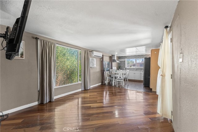 723 W Avenue I, Lancaster, CA 93534 — photo 7 of 39