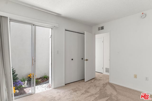 26834 Avenue Of The Oaks D, Newhall, CA 91321 — photo 21 of 38