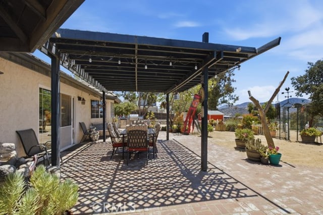 9722 Hierba, Agua Dulce, CA 91390 — photo 31 of 42