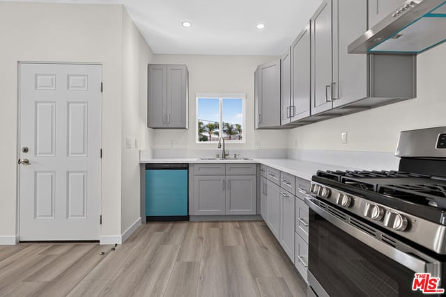 1811 N Avon Street, Burbank, CA 91505 — photo 60 of 66
