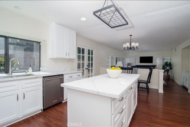 24371 Crestview Drive, Newhall, CA 91321 — photo 15 of 75