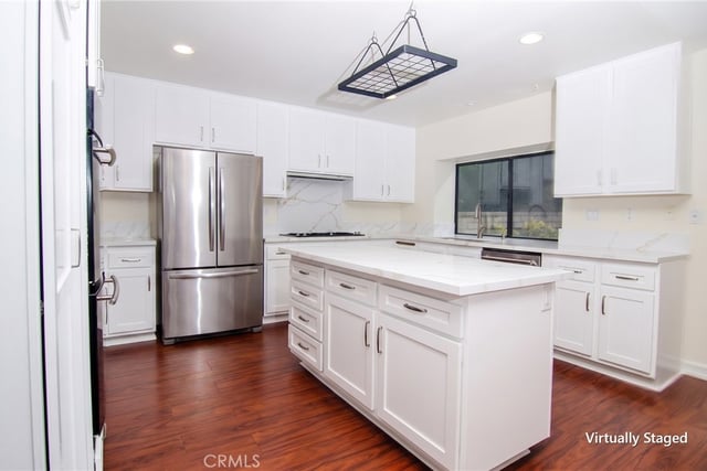 24371 Crestview Drive, Newhall, CA 91321 — photo 19 of 75