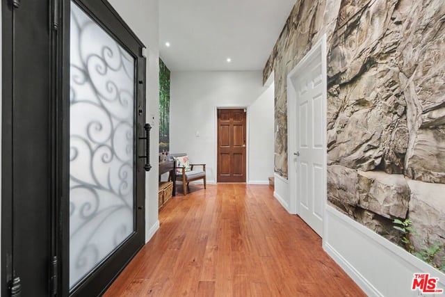 2655 Saxon Drive, Los Angeles, CA 90065 — photo 13 of 75