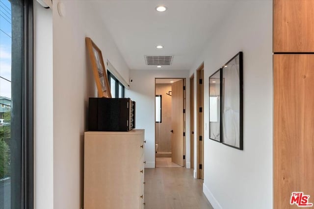 3820 Scadlock Lane, Sherman Oaks, CA 91403 — photo 21 of 39