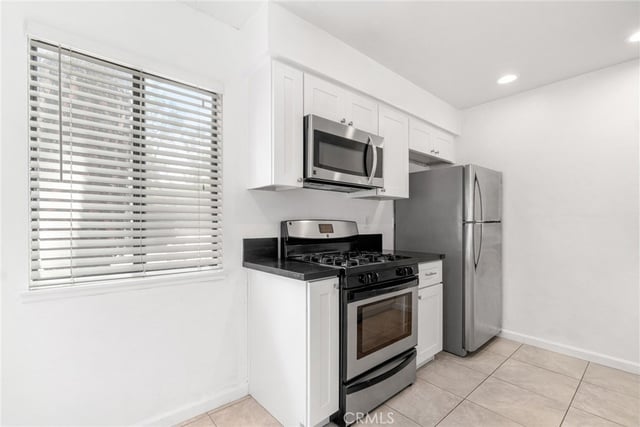 14101 Bayside, Norwalk, CA 90650 — photo 11 of 22