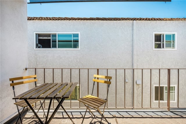 444 Obispo 301, Long Beach, CA 90814 — photo 21 of 48