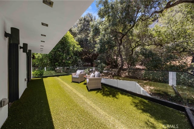6358 La Rocha, Los Angeles, CA 90068 — photo 27 of 56