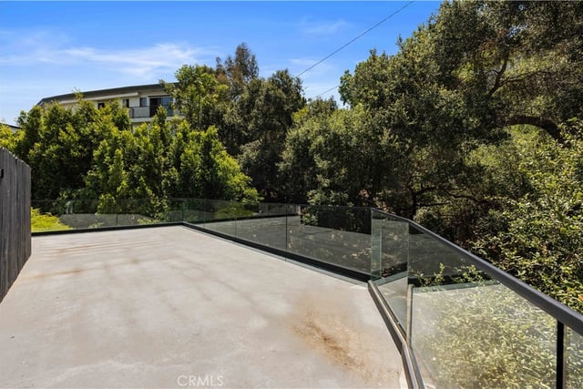 6358 La Rocha, Los Angeles, CA 90068 — photo 34 of 56