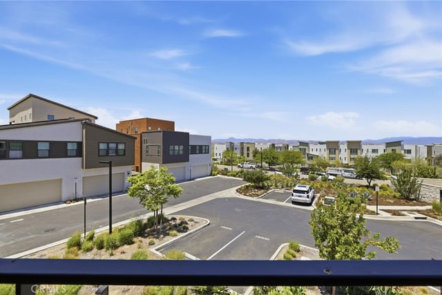 27525 Illumination Court, Valencia, CA 91381 — photo 14 of 55
