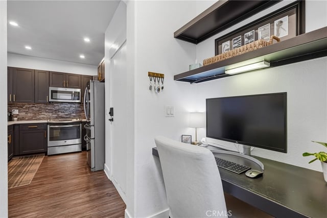 24545 Town Center Drive 5401, Valencia, CA 91355 — photo 25 of 48